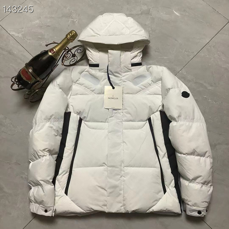 Moncler sz1-5 26yr256